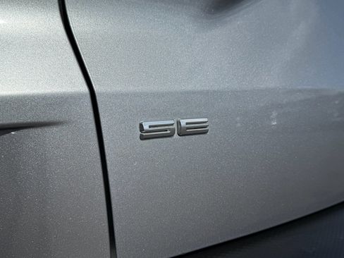 Used 2022 Ford Escape SE w/ Convenience Package image 9