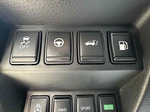 Used 2020 Nissan Rogue SL image 12