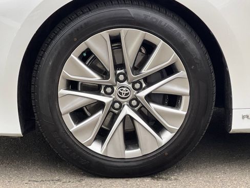 Certified 2022 Toyota Mirai w/ Advanced Technology Package RWD image 12