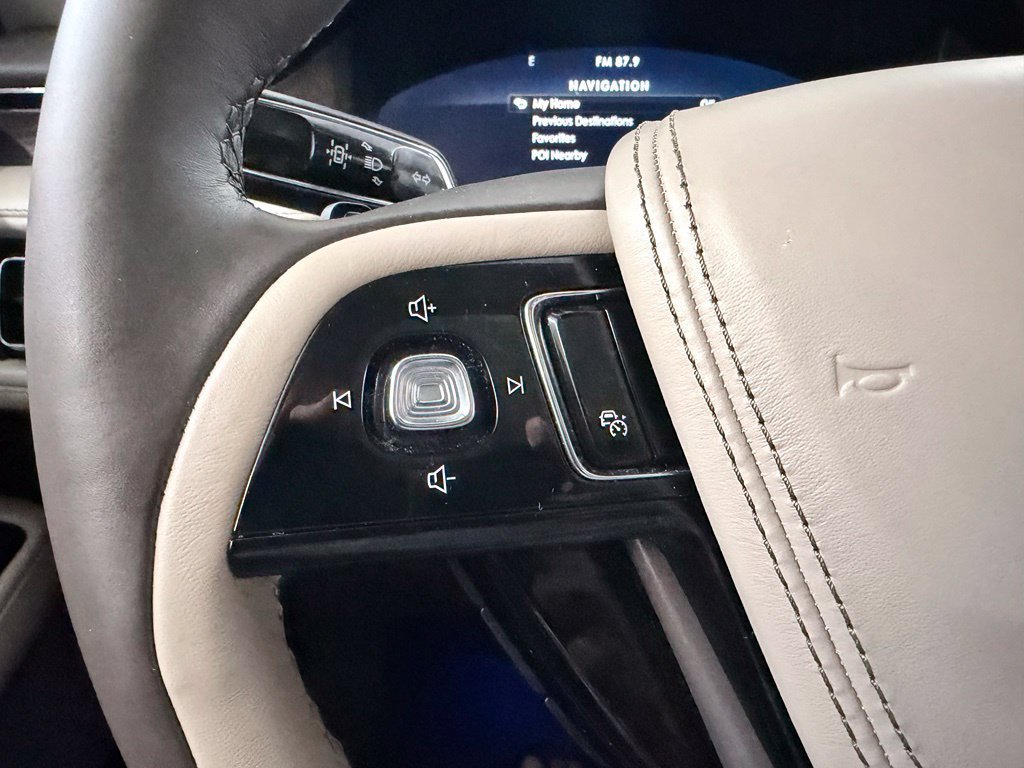 Used 2020 Lincoln Aviator Reserve w/ Equipment Group 202A AWD/4WD image 25
