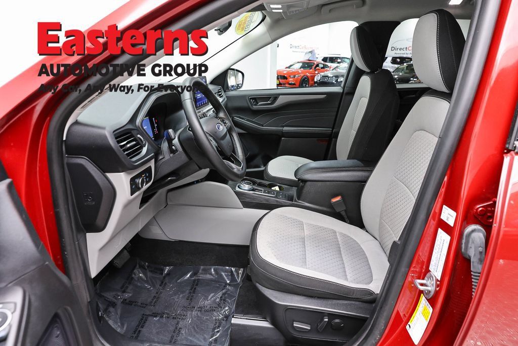 Used 2023 Ford Escape Active AWD/4WD image 16