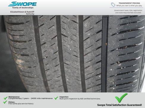Used 2013 Nissan Juke S FWD image 28