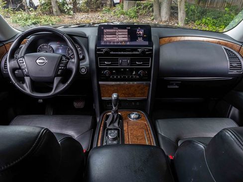 Certified 2023 Nissan Armada SL image 22