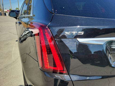 Certified 2025 Cadillac XT5 Premium Luxury image 10