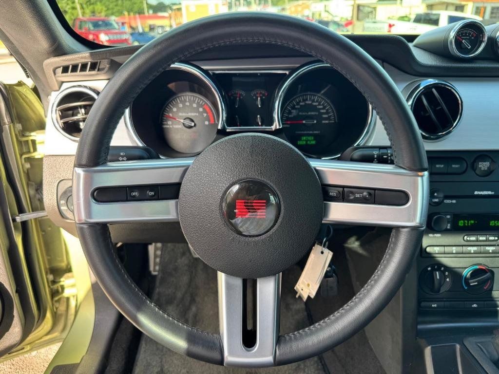Used 2006 Ford Mustang GT RWD image 15