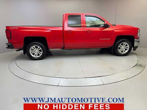 Used 2017 Chevrolet Silverado 1500 LT w/ All Star Edition AWD/4WD image 6