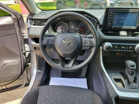Certified 2022 Toyota RAV4 XLE w/ Convenience Package FWD image 33
