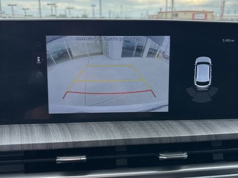 Used 2024 Kia Telluride EX w/ EX Captain's Chair Package AWD/4WD image 17