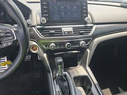 Used 2021 Honda Accord Sport image 5