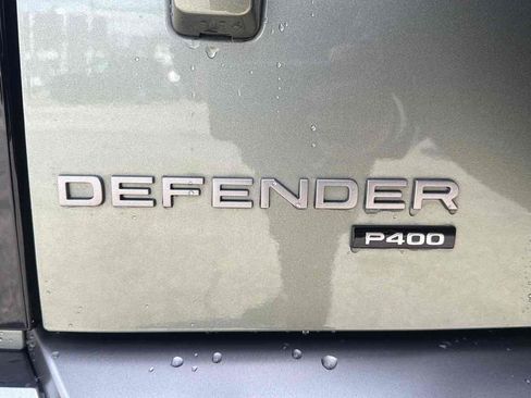 Used 2022 Land Rover Defender 90 X-Dynamic S AWD/4WD image 18