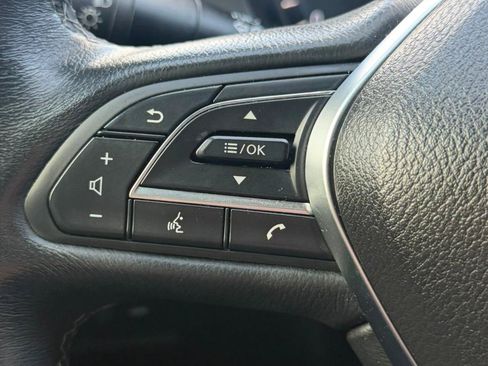 Used 2018 INFINITI Q50 Luxe w/ Essential Package (2.0T Luxe) AWD/4WD image 16