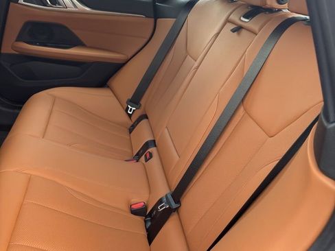 Used 2023 BMW i4 eDrive35 w/ Premium Package RWD image 7