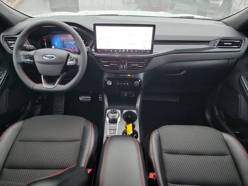 Used 2023 Ford Escape ST-Line w/ Tech Pack #1 AWD/4WD image 13