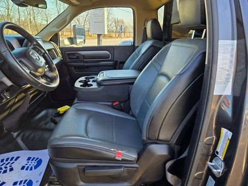 Used 2020 RAM 3500 Tradesman image 14