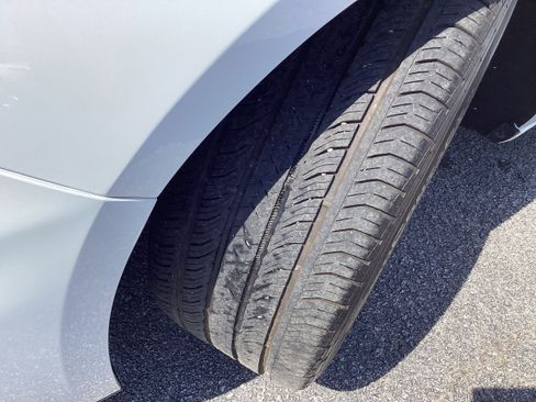 Used 2024 Chevrolet Malibu RS w/ LPO, Floor Liner Package FWD image 10