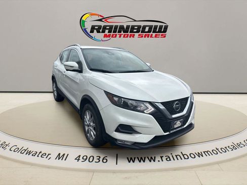 Used 2022 Nissan Rogue Sport SV w/ Technology Package image 4