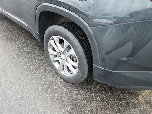 Used 2019 Chevrolet Traverse Premier w/ Driver Confidence II Package image 12