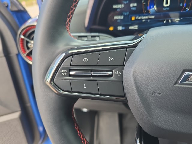 Used 2025 Chevrolet Equinox RS w/ Safety and Technology Package AWD/4WD image 24