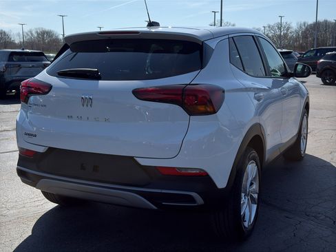 Used 2025 Buick Encore GX Preferred AWD/4WD image 5