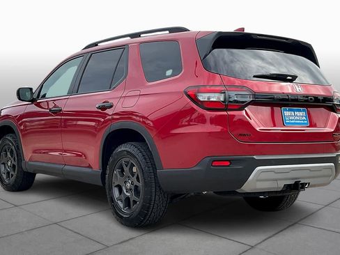 New 2025 Honda Pilot TrailSport image 12