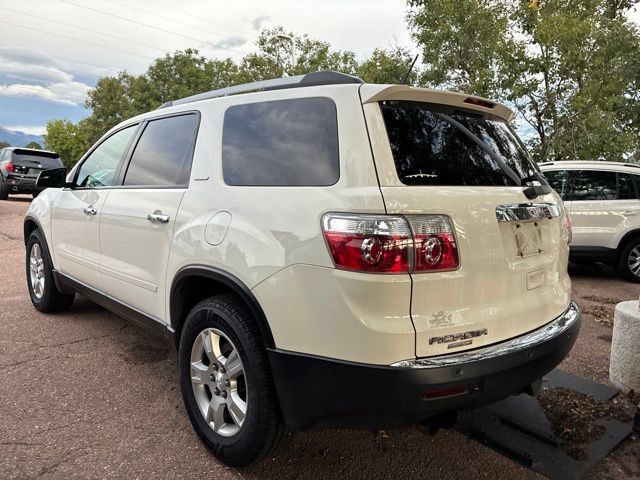 Used 2011 GMC Acadia SLE FWD image 3