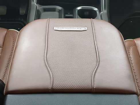 Used 2024 GMC Sierra 2500 Denali Ultimate image 19