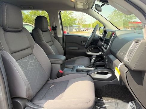 New 2026 Nissan Frontier SV AWD/4WD image 11