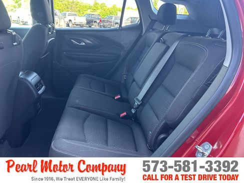 Used 2023 GMC Terrain SLE w/ Driver Convenience Package FWD image 20