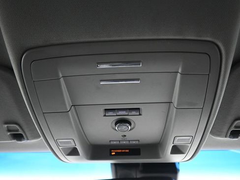 Used 2019 Chevrolet Tahoe LT w/ Luxury Package image 24