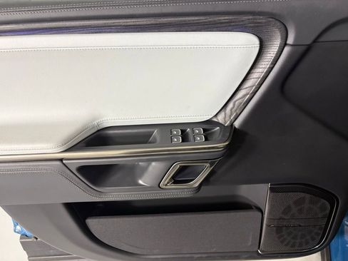 Used 2022 Rivian R1T Adventure image 23