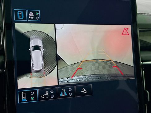 New 2026 GMC Yukon Elevation w/ Elevation Premium Package image 14