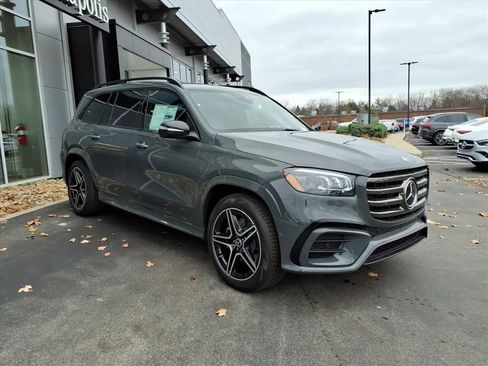 New 2026 Mercedes-Benz GLS 450 4MATIC image 8