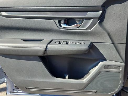 Used 2025 Honda CR-V EX image 29