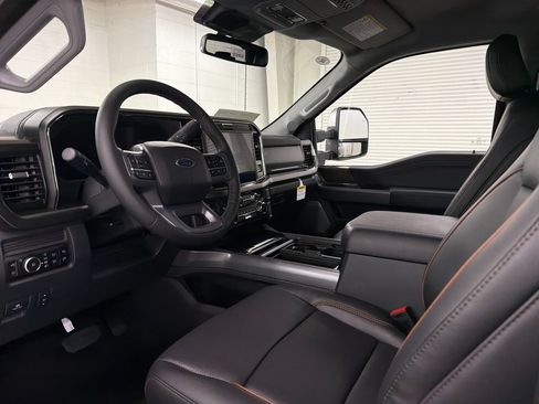 New 2026 Ford F250 Lariat w/ Chrome Package AWD/4WD image 6