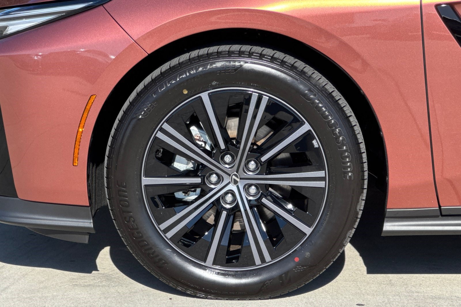 New 2026 Lexus ES 350h w/ Convenience Package FWD image 12
