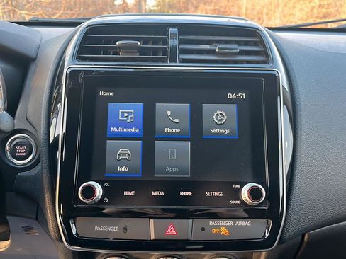 Used 2024 Mitsubishi Outlander Sport SE image 17