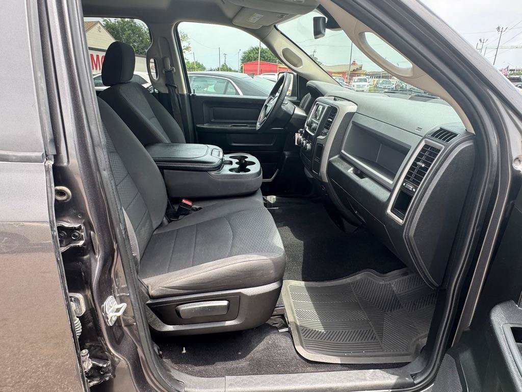 Used 2019 RAM 1500 Tradesman w/ Chrome Plus Package RWD image 16