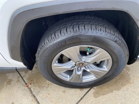 Used 2022 Toyota RAV4 XLE image 31