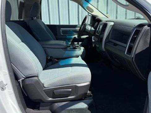 Used 2018 RAM 1500 Express RWD image 20