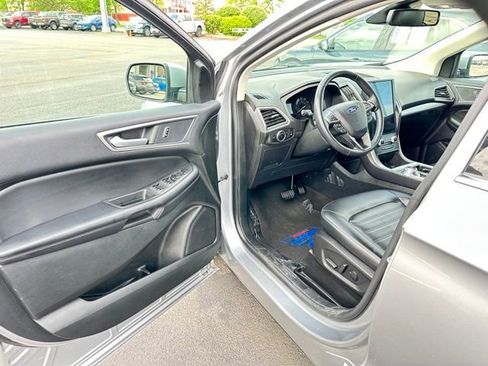 Used 2024 Ford Edge SEL w/ Convenience Package AWD/4WD image 11