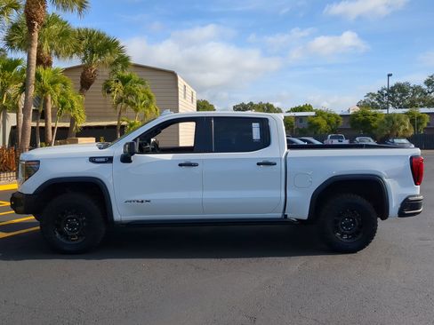 Used 2024 GMC Sierra 1500 AT4X w/ AT4X AEV Edition image 9