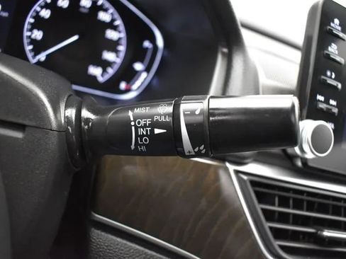 Used 2021 Honda Accord EX-L image 25
