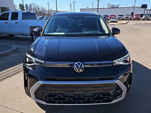 New 2026 Volkswagen Taos SEL AWD/4WD image 2