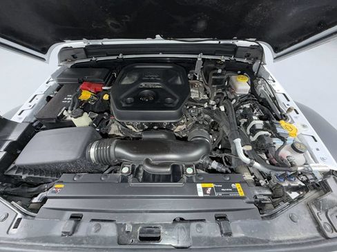Used 2023 Jeep Wrangler Unlimited Sport AWD/4WD image 8