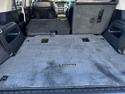 Used 2014 Toyota 4Runner Limited AWD/4WD image 15