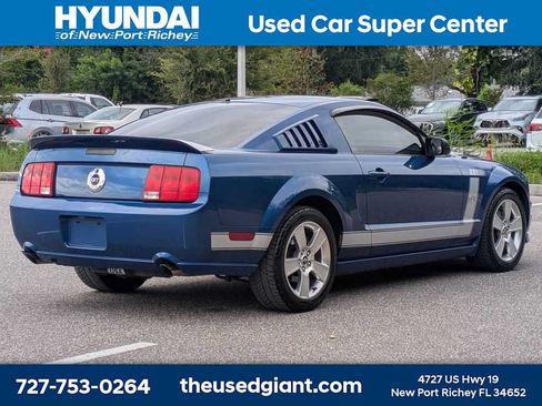 Used 2007 Ford Mustang GT Premium RWD image 5