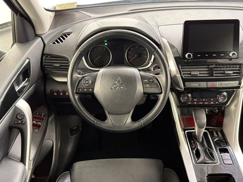 Used 2022 Mitsubishi Eclipse Cross SE FWD image 27