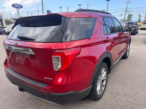 Certified 2023 Ford Explorer XLT w/ Equipment Group 202A AWD/4WD image 5