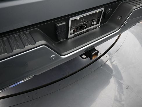 Used 2023 Chevrolet Silverado 1500 High Country w/ Technology Package image 49