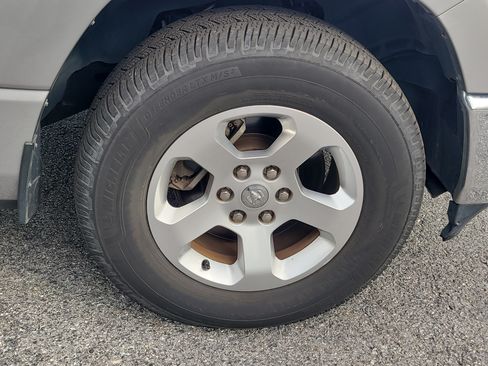 Used 2019 RAM 1500 Tradesman RWD image 10